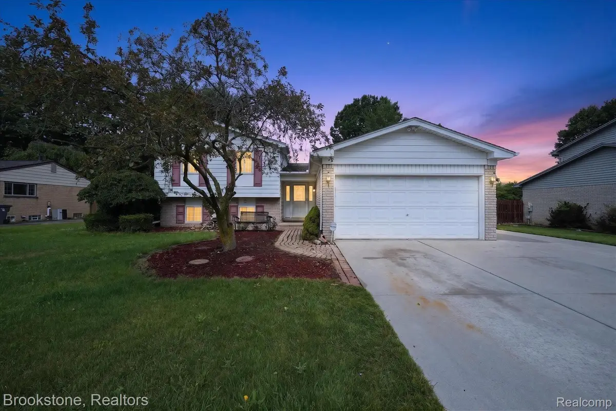 39795 Waldorf Drive, Clinton, MI 48038 - #1
