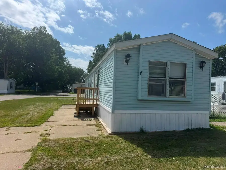 G4493 Fenton Rd Lot #92, Burton, MI 48529 - #2
