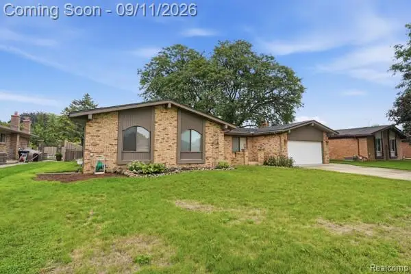 37036 Almont Drive E, SterlingHeights, MI 48310