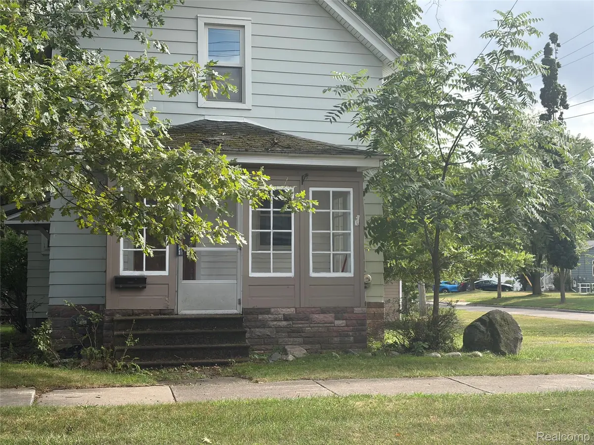 329 1st Street, Rochester, MI 48307 - #1