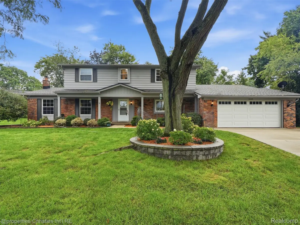 3695 Tyrconnel Court, West Bloomfield, MI 48323 - #1