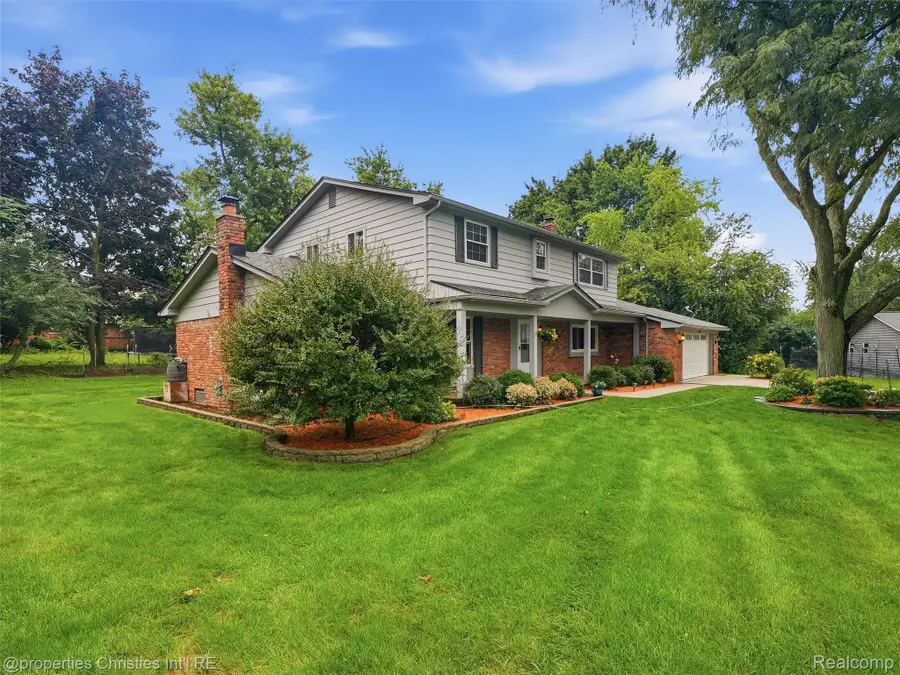 3695 Tyrconnel Court, West Bloomfield, MI 48323 - #3