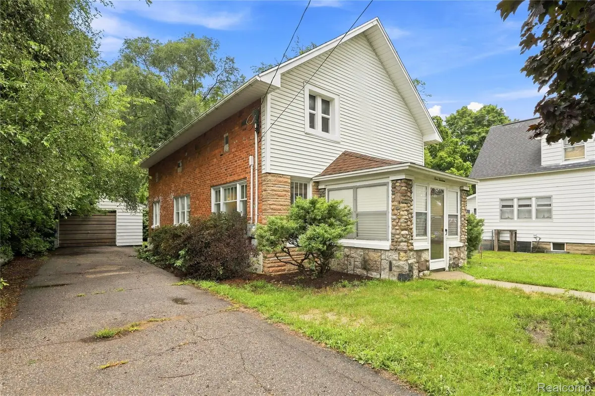 113 E State Street, Montrose, MI 48457 - #1