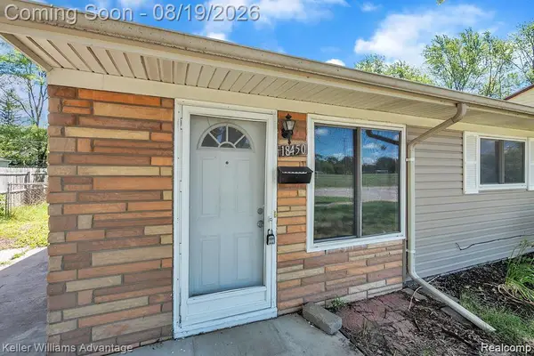 18450 Kinloch, Redford, MI 48240