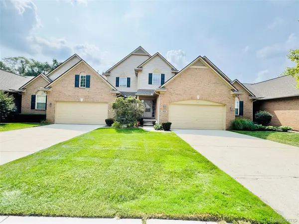 8055 Springdale Drive, WhiteLake, MI 48386