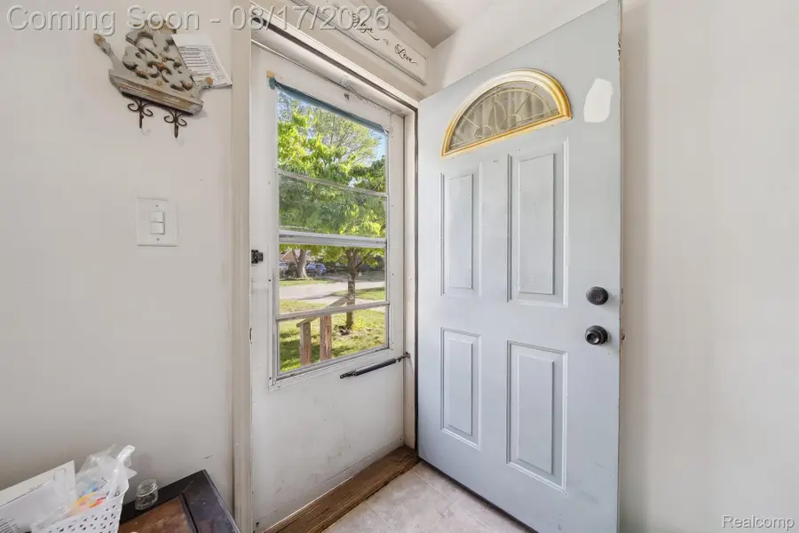 24746 Annapolis Street, Dearborn Heights, MI 48125 - #2