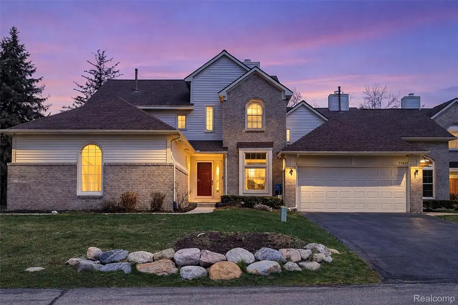 43470 Algonquin Drive, Novi, MI 48375 - #2