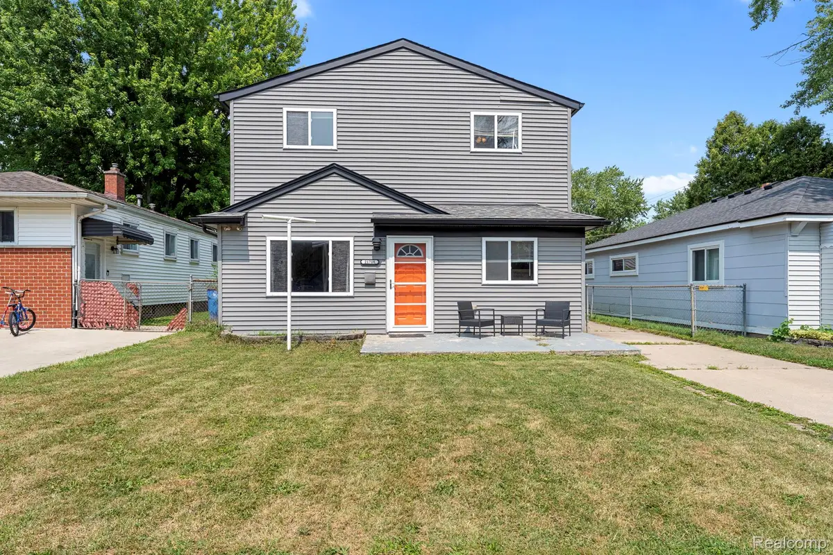 21708 Powers Avenue, Dearborn Heights, MI 48125 - #1