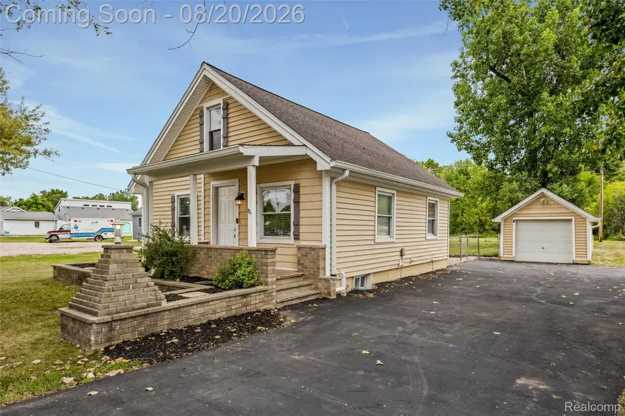 4465 S Center Road, Burton, MI 48519 - #3