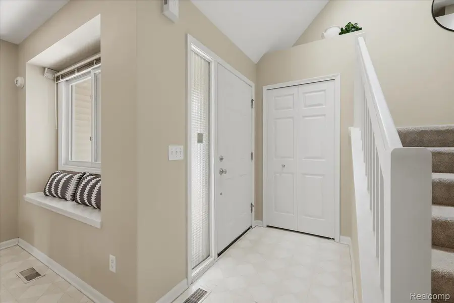 61016 Evergreen Court, South Lyon, MI 48178 - #3