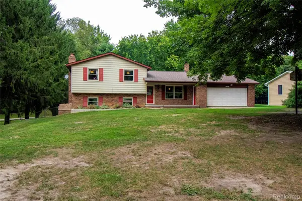 2421 Judy Conn Drive, Lapeer, MI 48446