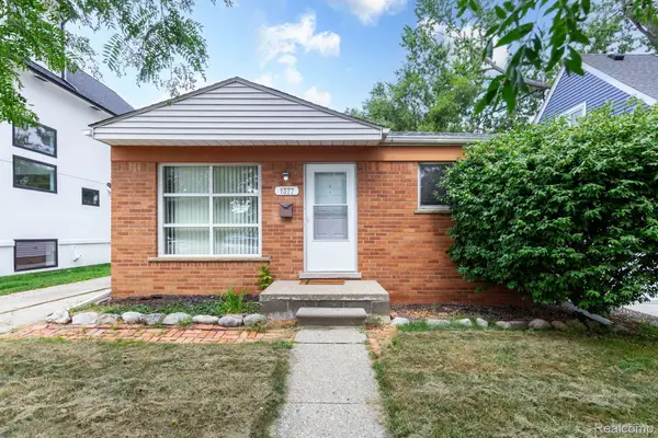 1377 Chapin Avenue, Birmingham, MI 48009