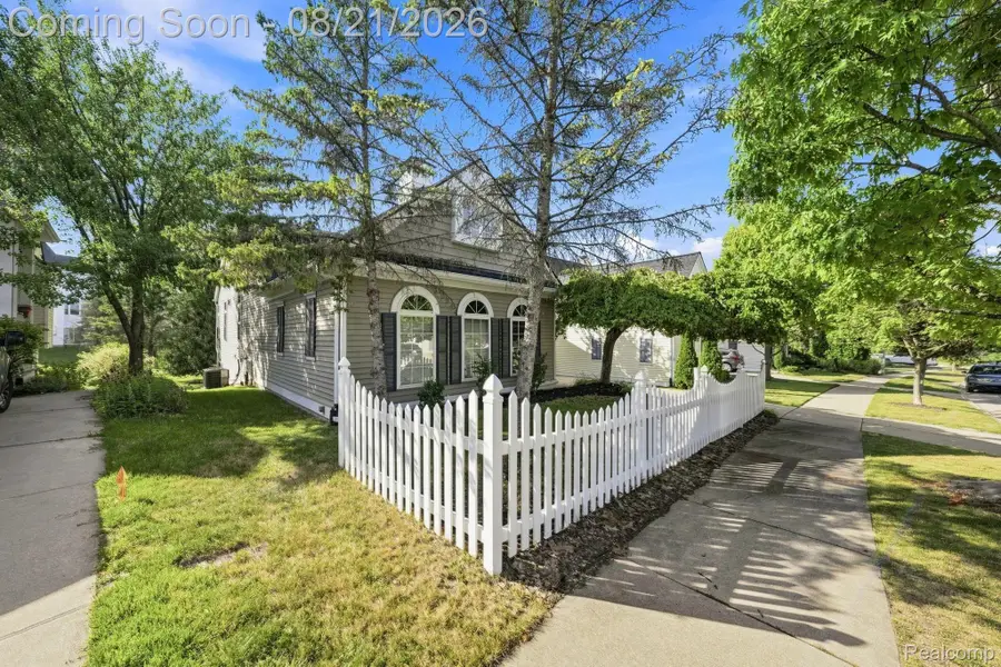 1200 Portsmouth Drive, Howell, MI 48843 - #2