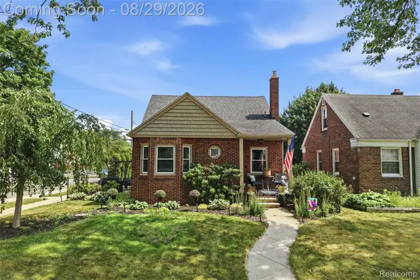 3301 Mckinley Street, Dearborn, MI 48124