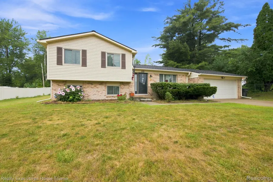 32 S Eastway Drive, Pontiac, MI 48342 - #3