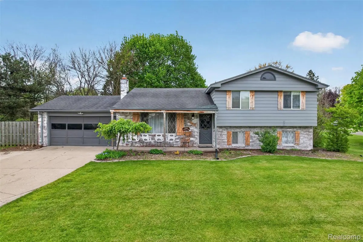 11479 Farmhill Drive, Fenton, MI 48430 - #1