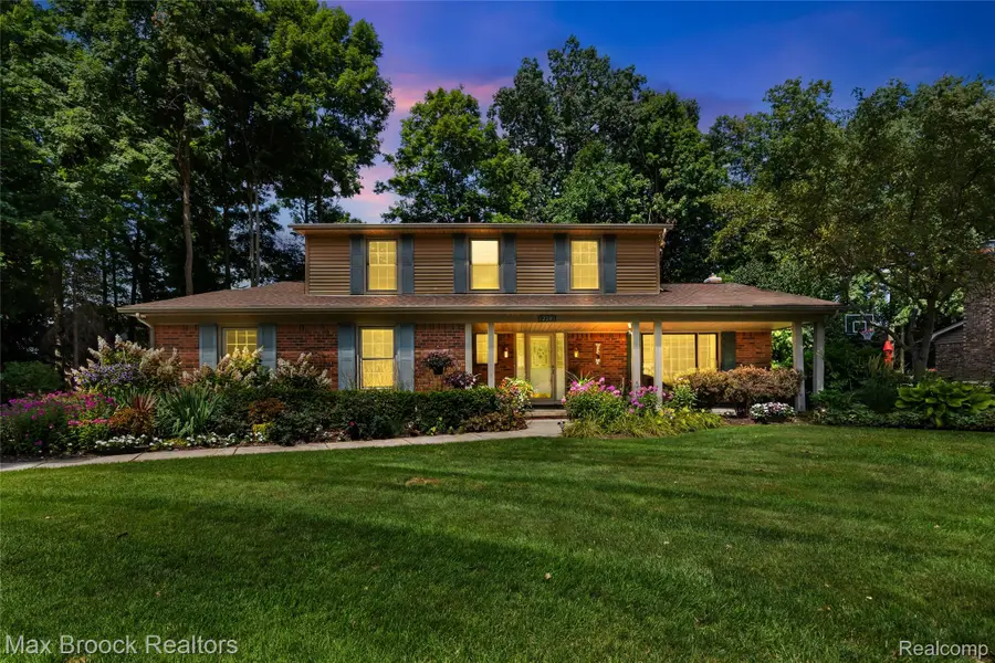 12201 Craven Avenue, Shelby, MI 48315 - #3