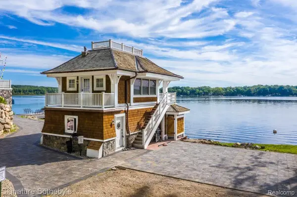 14620 Edgewater Drive, Gregory, MI 48137