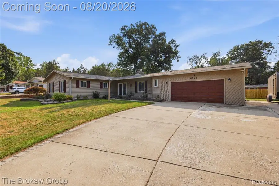 4474 Cedardale Lane, Flushing, MI 48433 - #2
