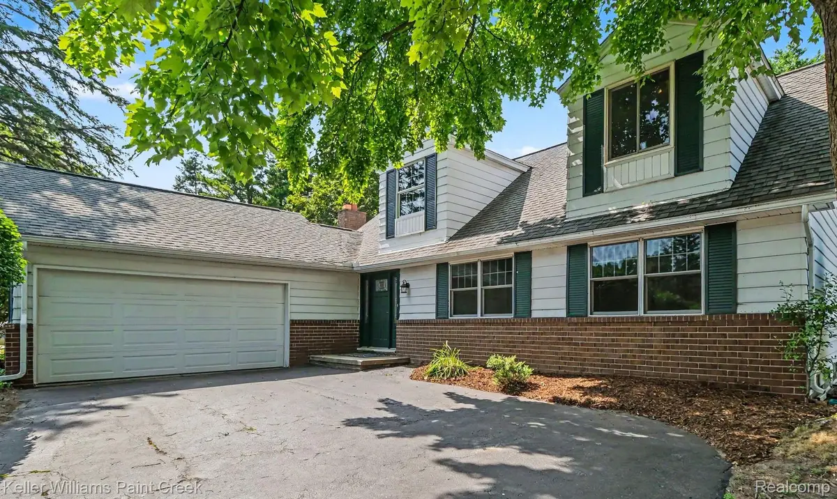 2711 Armstrong Drive, Orion, MI 48360 - #1
