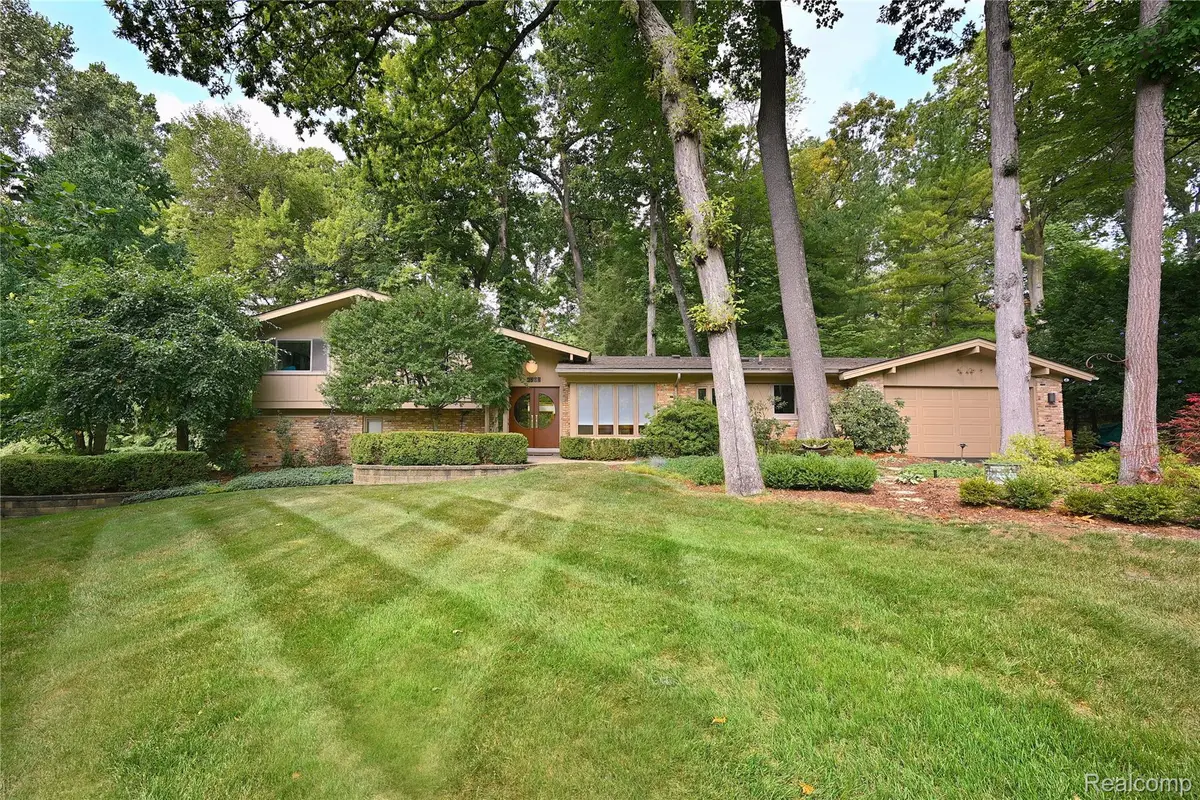 4780 Pickering Road, Bloomfield, MI 48301 - #1