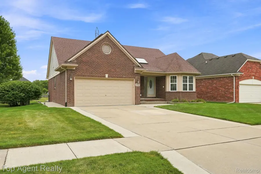 40580 Long Horn Drive, Sterling Heights, MI 48313 - #3