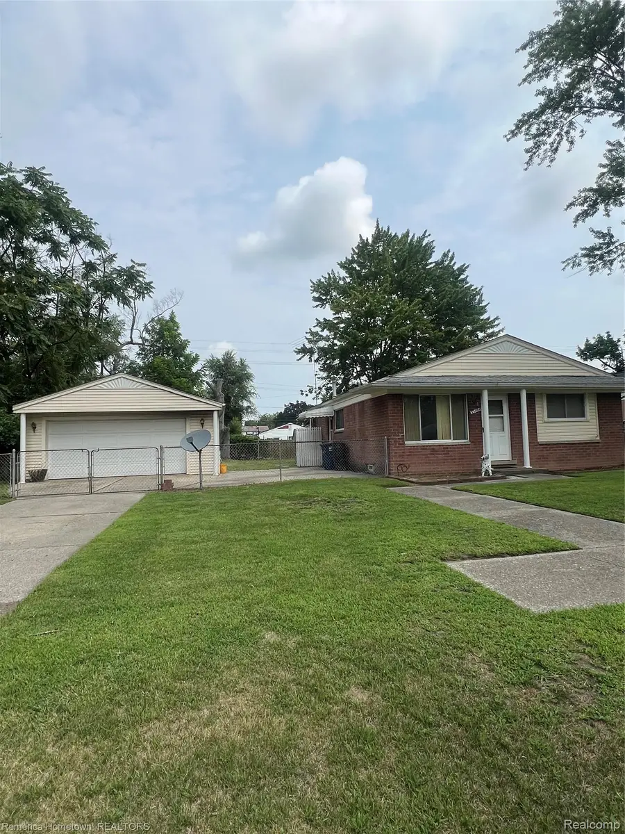 33464 Beechnut Street, Westland, MI 48186 - #2