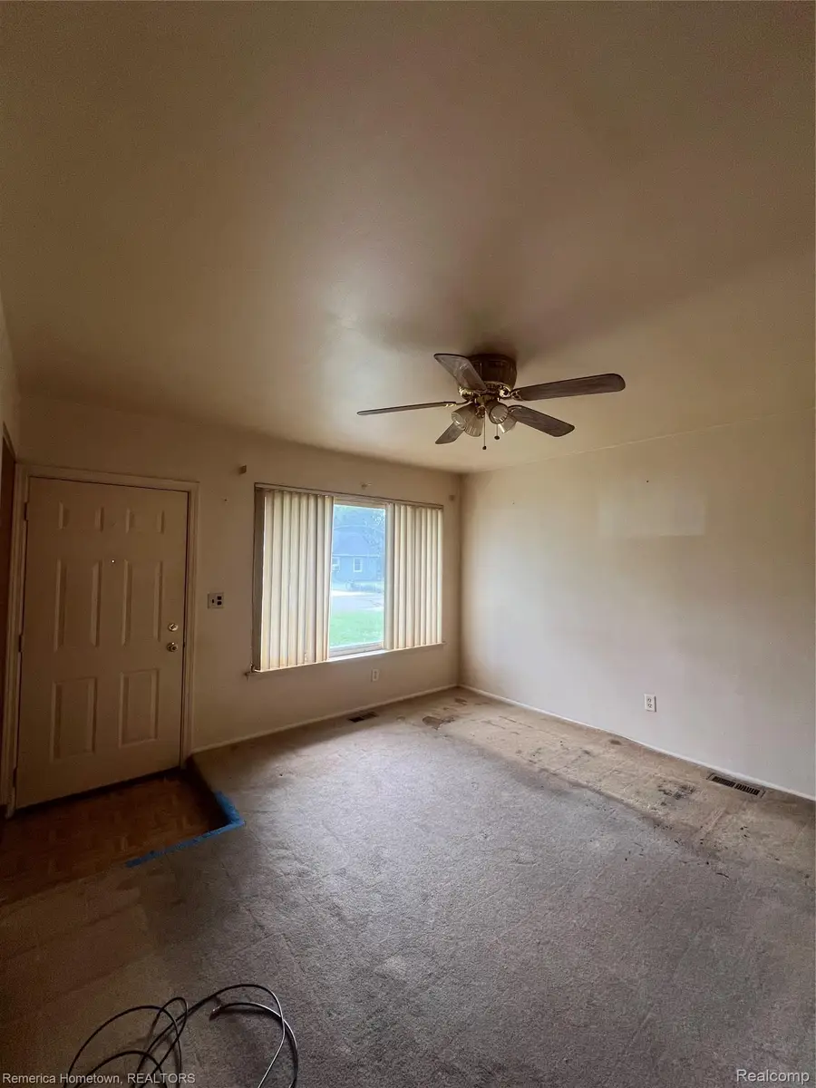 33464 Beechnut Street, Westland, MI 48186 - #3