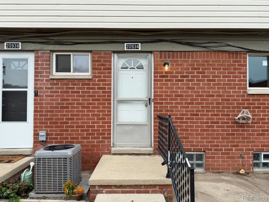 20934 Hunt, Roseville, MI 48066 - #2