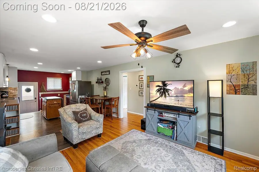1410 N Stephen Avenue, Clawson, MI 48017 - #3