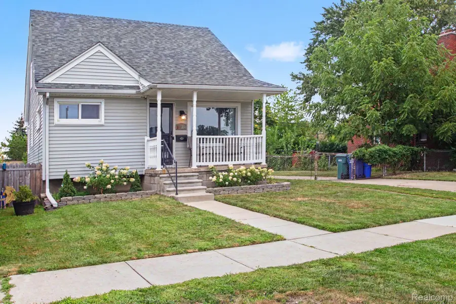 1926 Philomene Boulevard, Lincoln Park, MI 48146 - #3