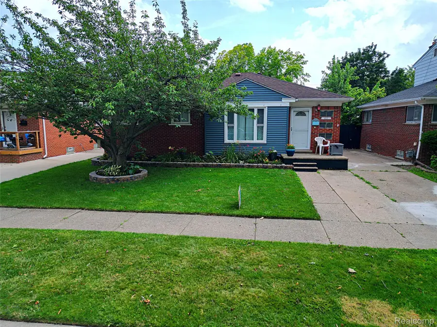 18785 Dale Avenue, Allen Park, MI 48101 - #2