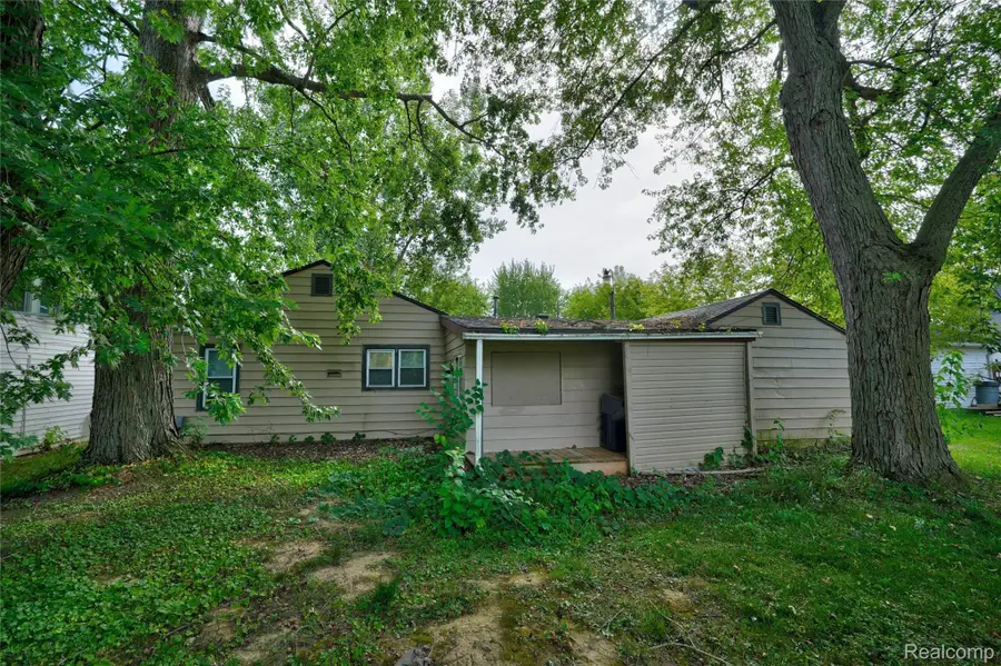 207 Park Street, Gaines, MI 48436 - #2