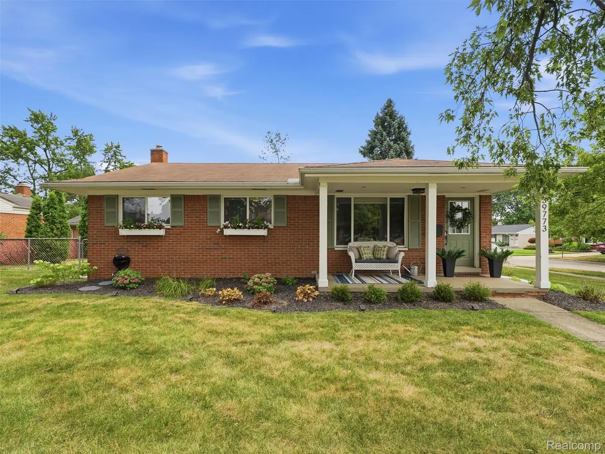 39773 Bart Street, Canton, MI 48187 - #1