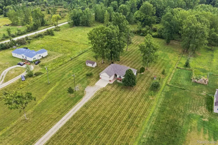 1301 Palms Road, Columbus, MI 48063 - #2