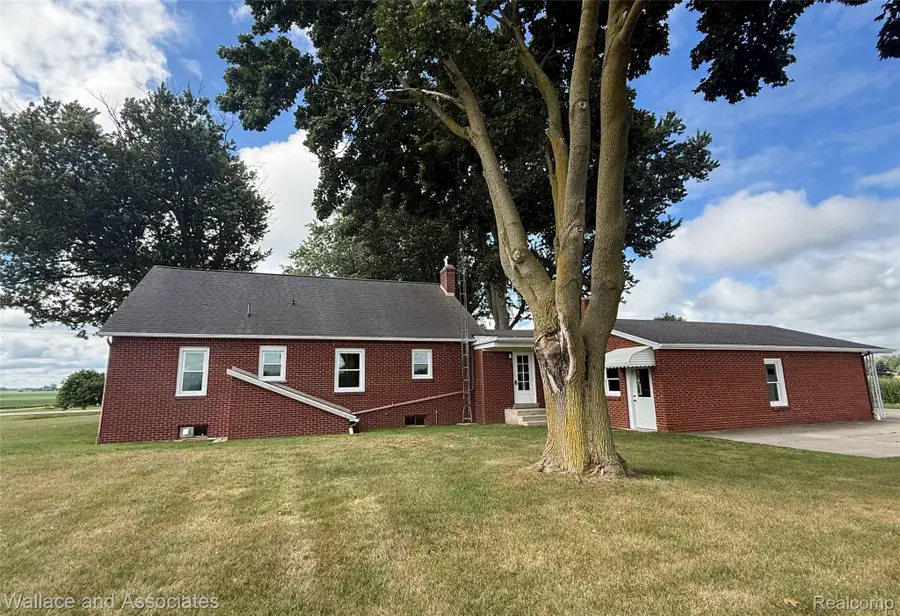 365 E Peck Road, Peck, MI 48466 - #3