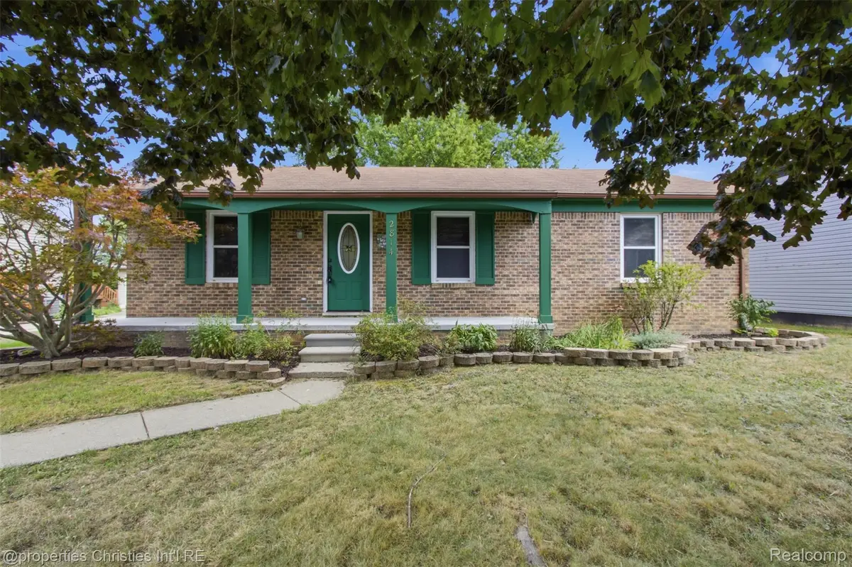 2814 Warrior Drive, Wixom, MI 48393 - #1
