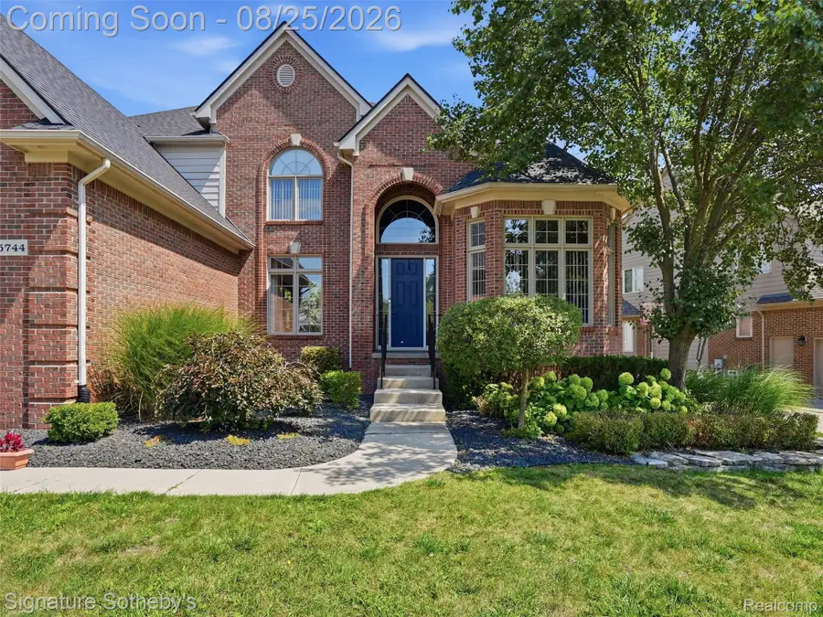 55744 Lancewood Drive, Shelby, MI 48316 - #3