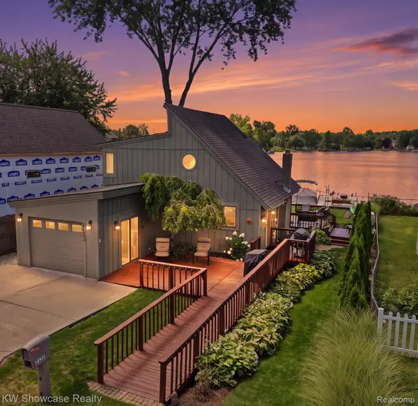 2123 Hampton Street, WhiteLake, MI 48386