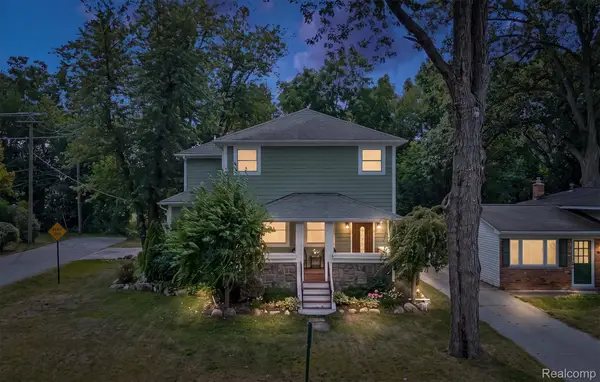 2159 Avondale Street, SylvanLake, MI 48320