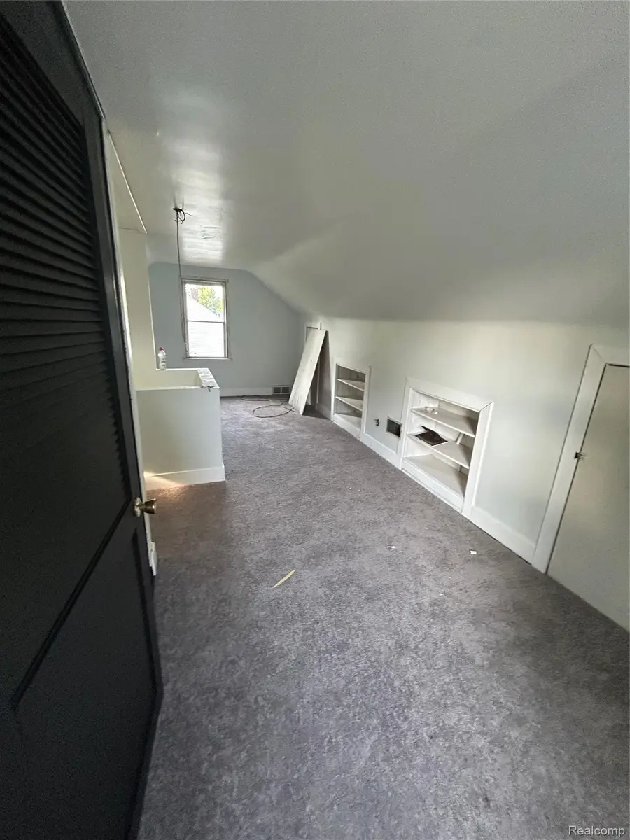 18970 Annchester Road, Detroit, MI 48219 - #3