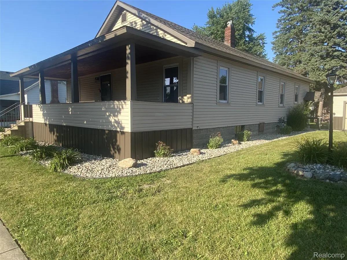809 Stanton Street, Bay City, MI 48708 - #1