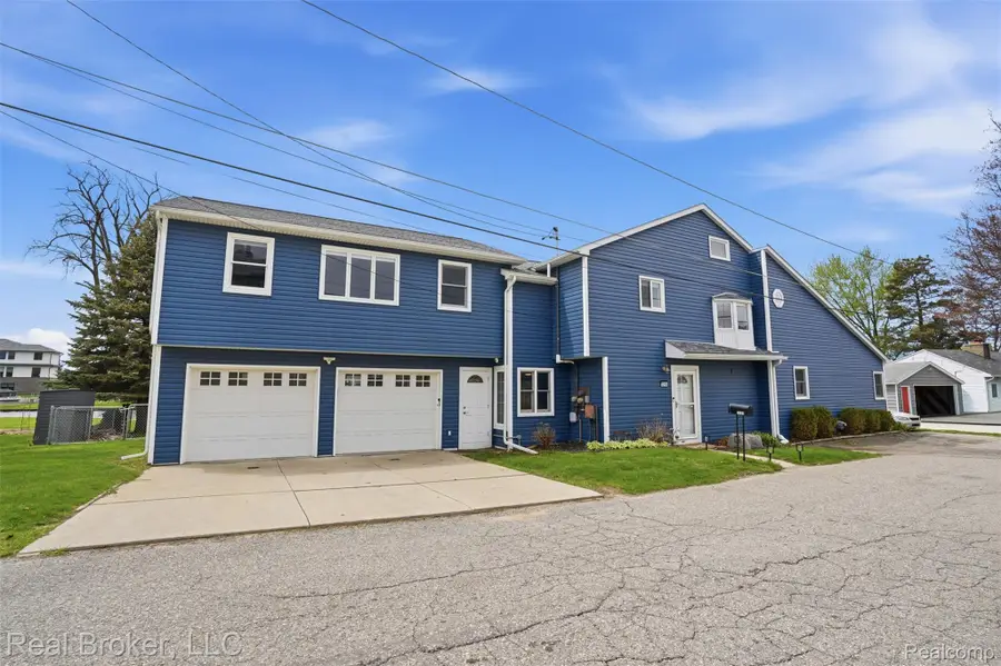 2299 Kingston Street, White Lake, MI 48386 - #3