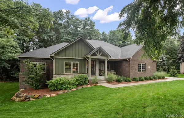 1220 Lacrosse Trail, Oxford, MI 48371