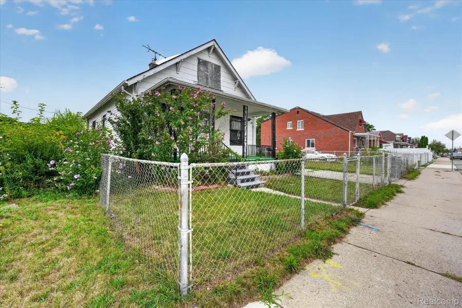 13228 Mitchell Street, Detroit, MI 48212 - #2