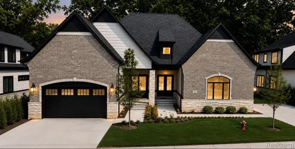 526 Maplehill Road, RochesterHills, MI 48306