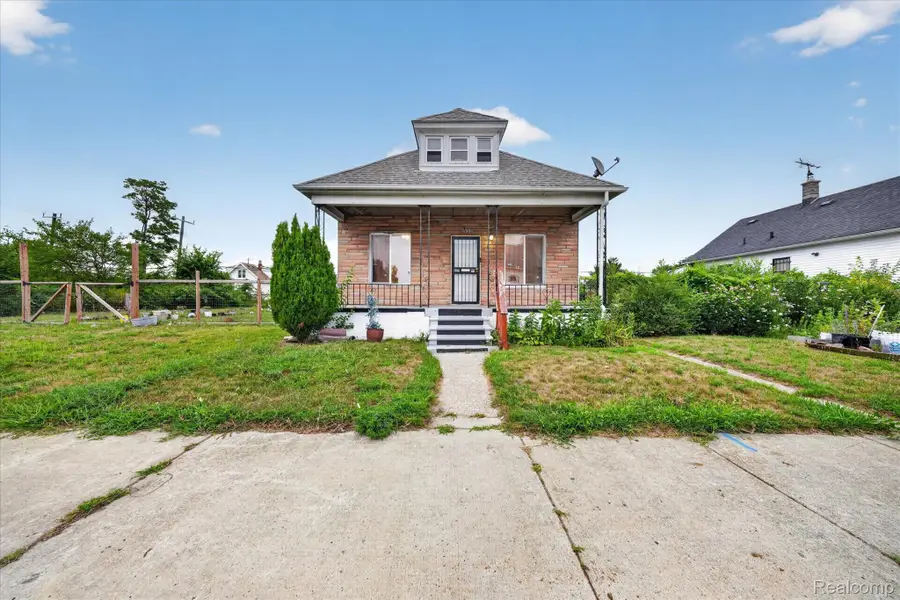 13238 Mitchell Street, Detroit, MI 48212 - #2