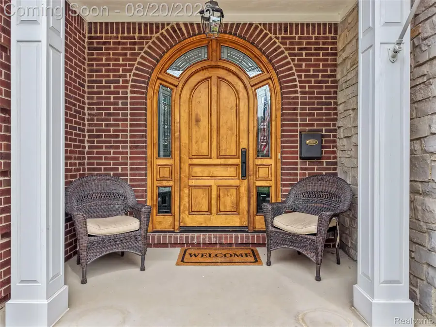 530 W 3rd Street, Rochester, MI 48307 - #3