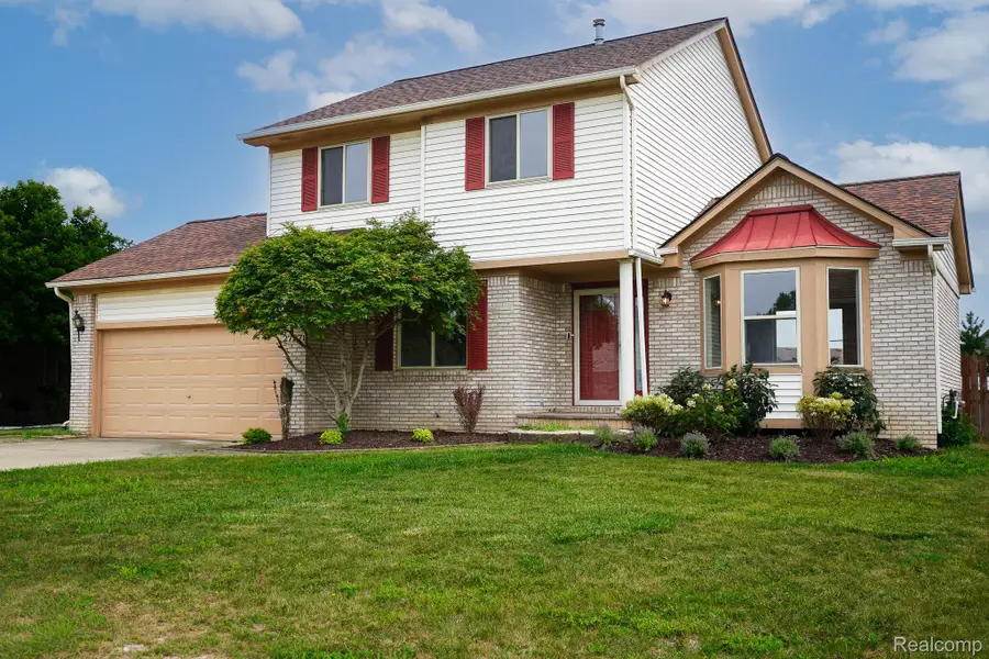 27271 Sparrow Court, Chesterfield, MI 48051 - #2