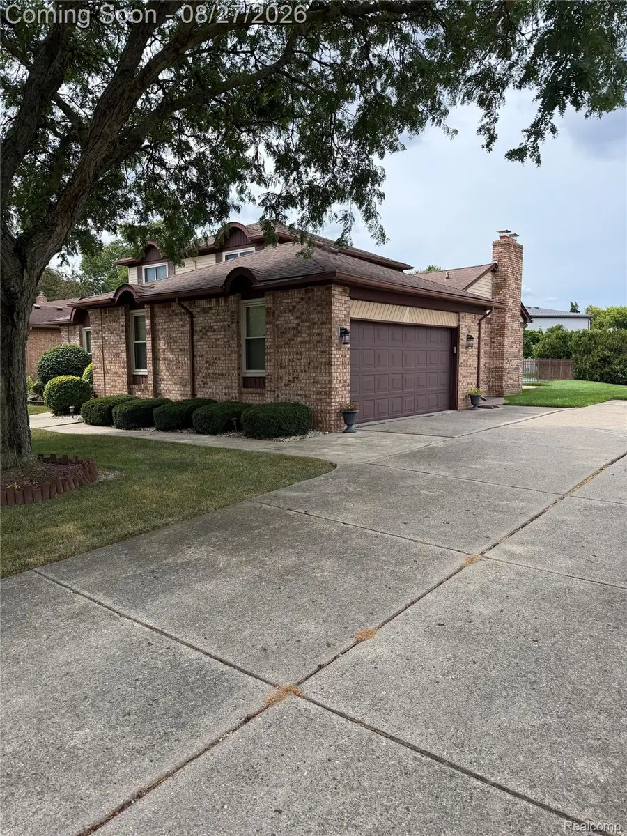 40797 Ruggero Street, Clinton Township, MI 48038 - #2
